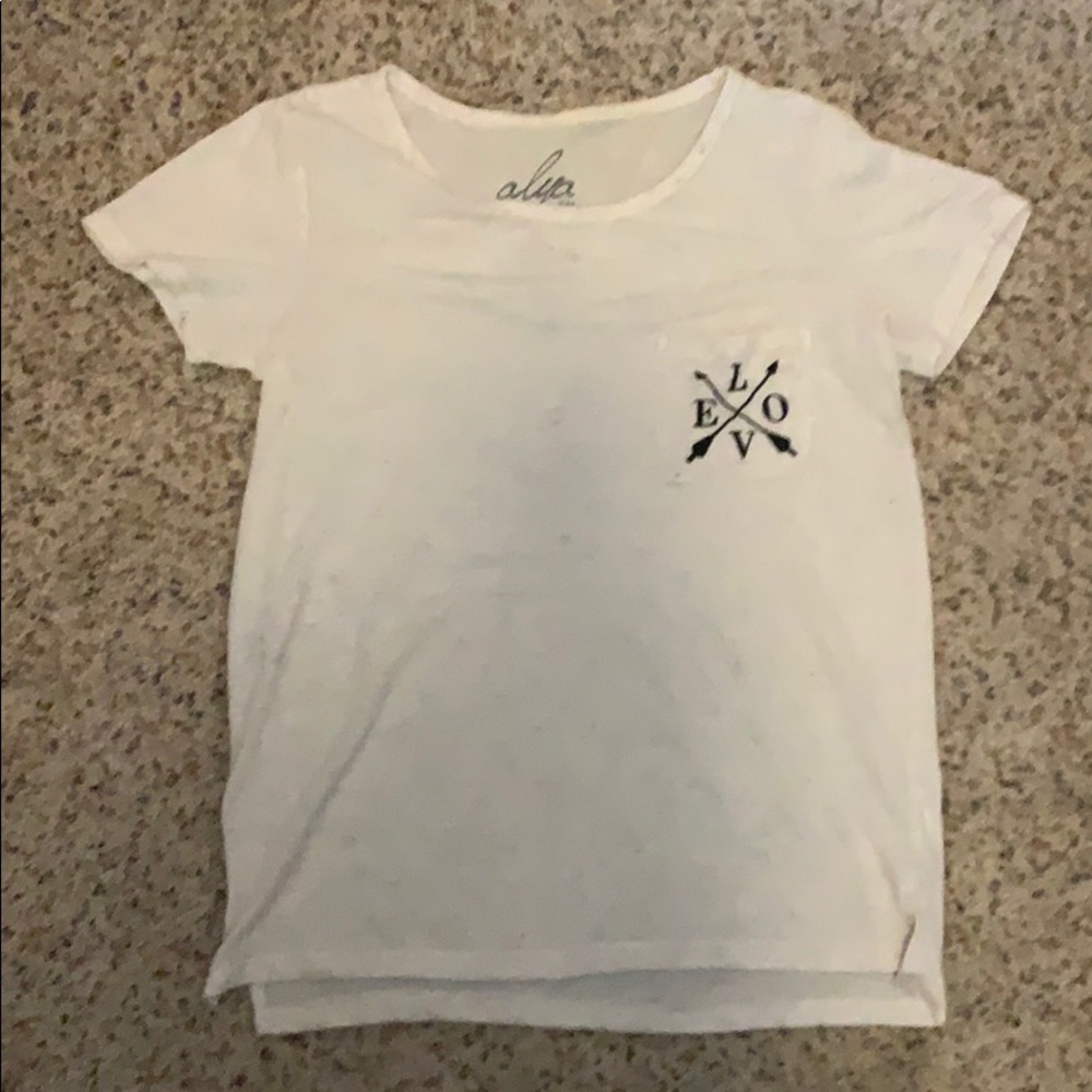 Super flattering shirt